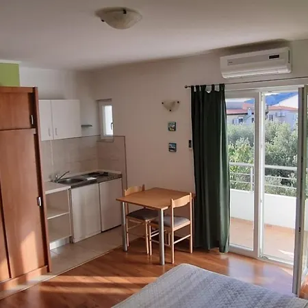 Apartment Samanta *
