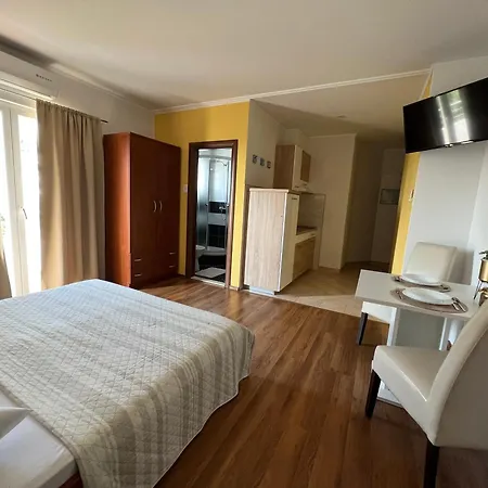 Apartment Samanta Tucepi